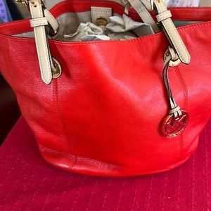 New Michael Kors leather red Tote Bag. New no tags.